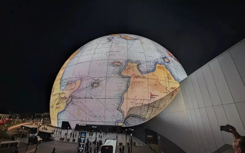 Tokyo Eyes Sphere-Style Immersive Arena (sixteen:nine)