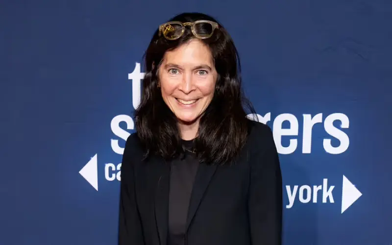 Diane Paulus Will Direct Immersive David Bowie Inspired LIFE ON MARS at American Repertory Theater (Broadway World)