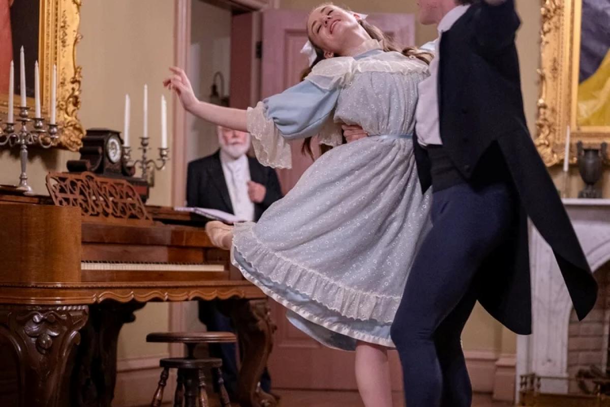 'Little Women Ballet' Autumn Immersive Experience Immersive Event - Image 2