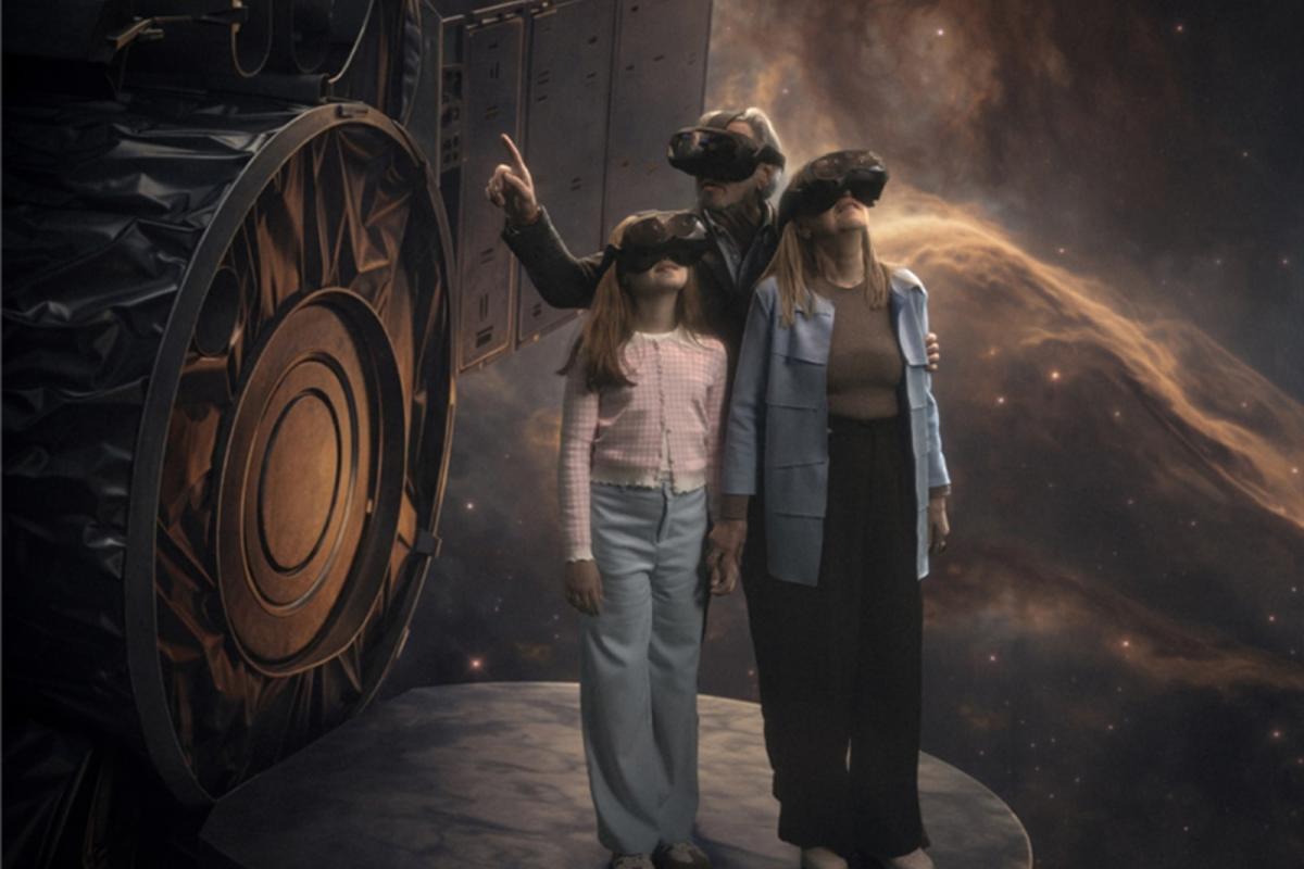 Smithsonian Starstruck: An Immersive Experience (Bordeaux) Immersive Event - Image 2