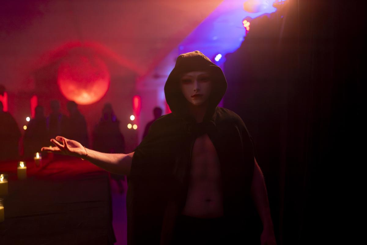 When Night Comes Immersive Event - Image 2