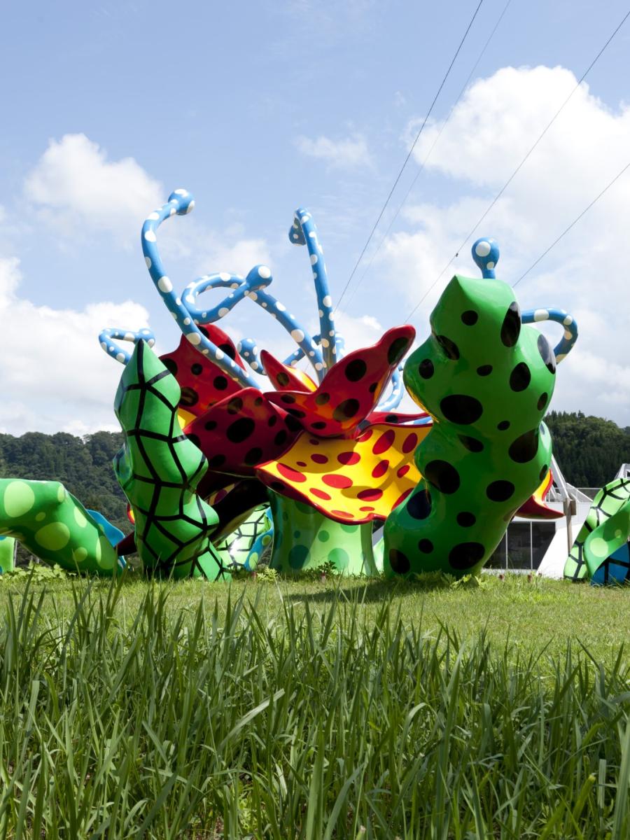 Yayoi Kusama: Tsumari in Bloom (2026) Immersive Event - Main Image